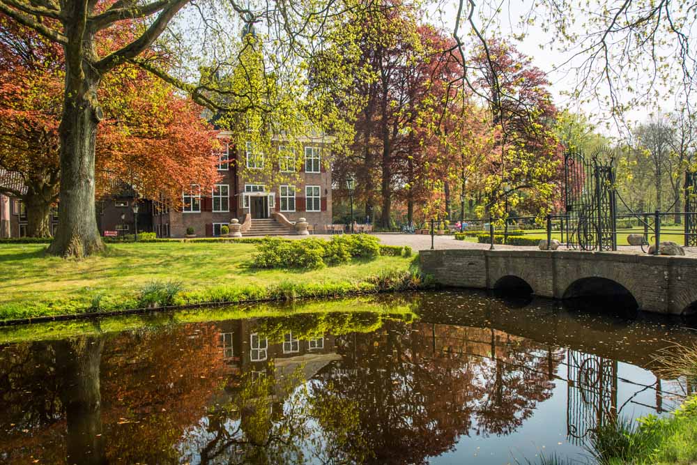 kasteel essenburgh hierden veluwe gracht vijver weekend weg